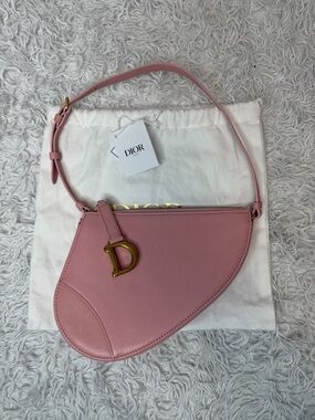 CHRISTIAN DIOR Goatskin Saddle Rodeo Pouch in Pink